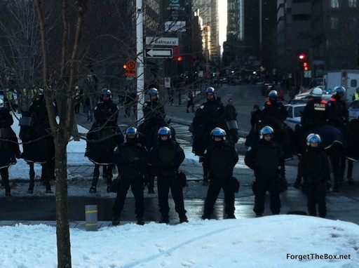 montreal cops on horseback