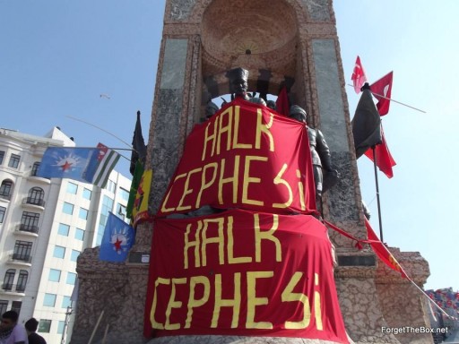 taksim square statue